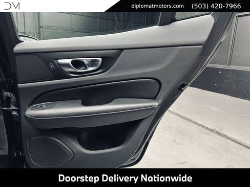 Used 2021 Volvo S60 T8 Inscription AWD/4WD image 28