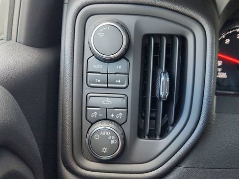 New 2026 Chevrolet Silverado 1500 Custom Trail Boss w/ LPO, Dark Essentials Package AWD/4WD image 23