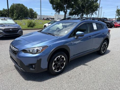 Certified 2021 Subaru Crosstrek 2.0i Premium AWD/4WD image 3