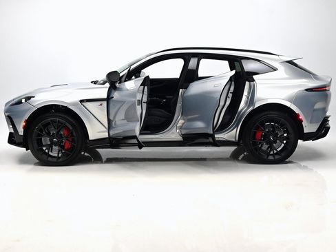 Used 2026 Aston Martin DBX S image 26