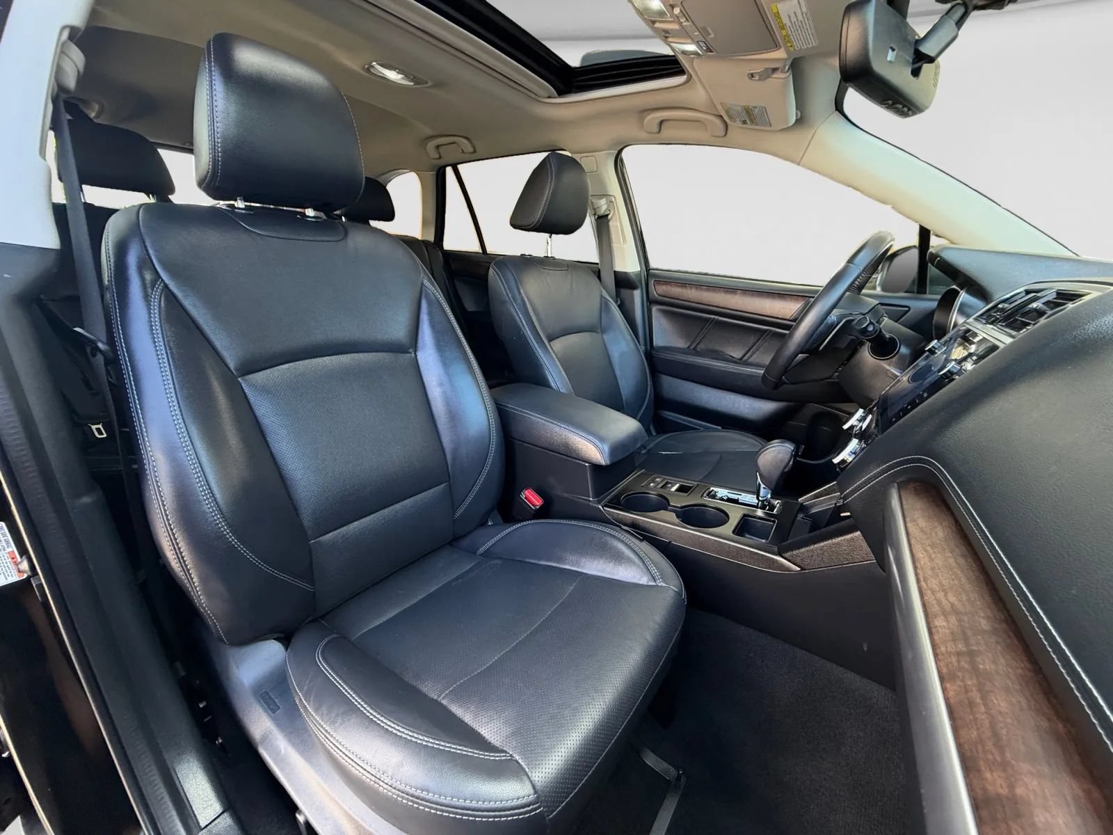 Used 2019 Subaru Outback 2.5i Limited AWD/4WD image 25