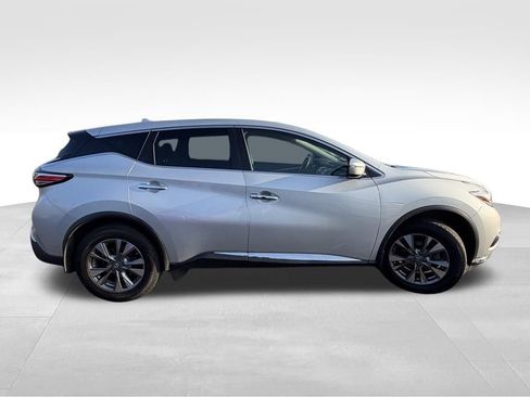 Used 2016 Nissan Murano S image 4