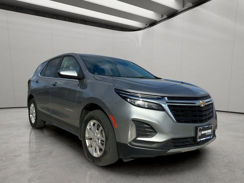Used 2024 Chevrolet Equinox LT w/ Driver Convenience Package image 7