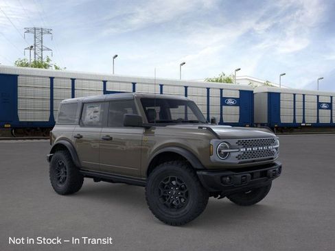 New 2026 Ford Bronco Badlands image 7
