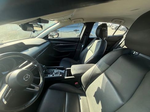 Used 2024 MAZDA MAZDA3 s FWD image 3