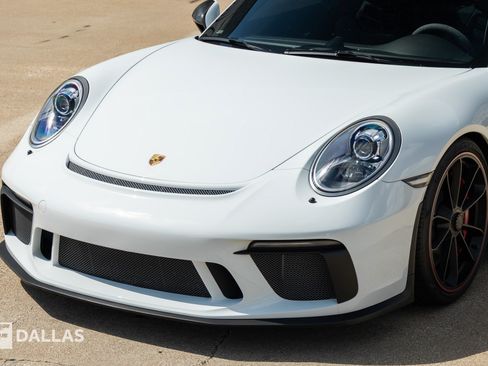 Used 2018 Porsche 911 GT3 w/ Sport Chrono Package RWD image 7