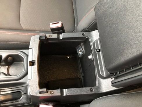 Used 2023 Jeep Gladiator Rubicon w/ Cold Weather Group image 26