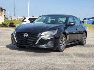 Certified 2025 Nissan Altima 2.5 SV FWD video 2