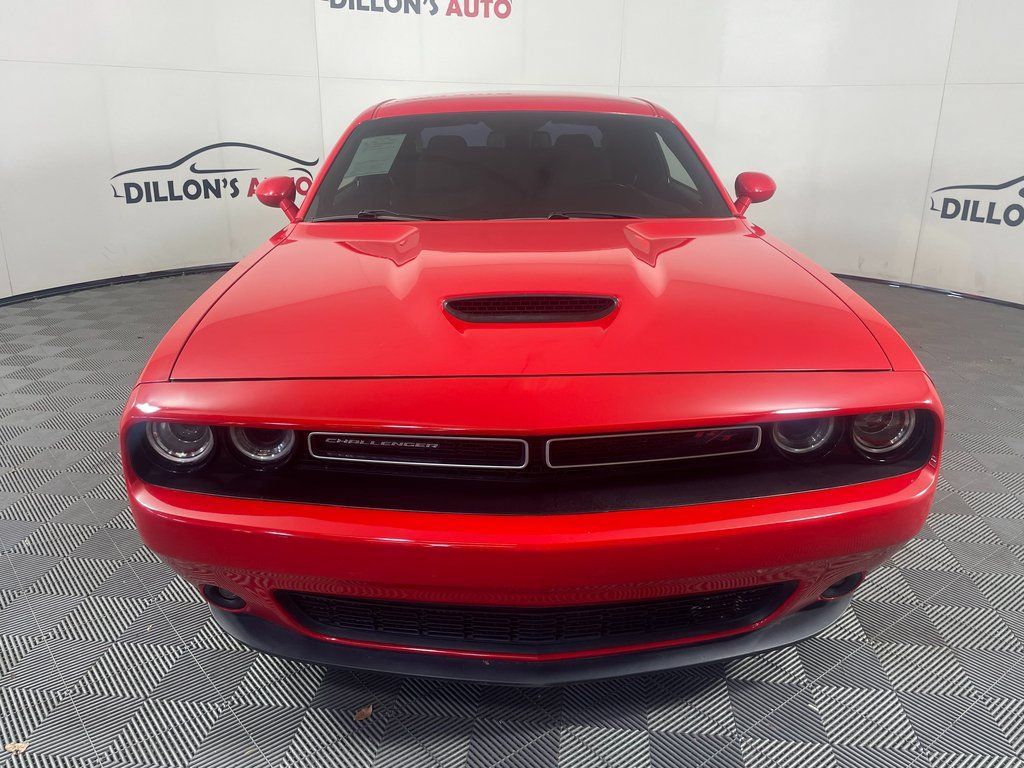 Used 2021 Dodge Challenger R/T RWD image 11
