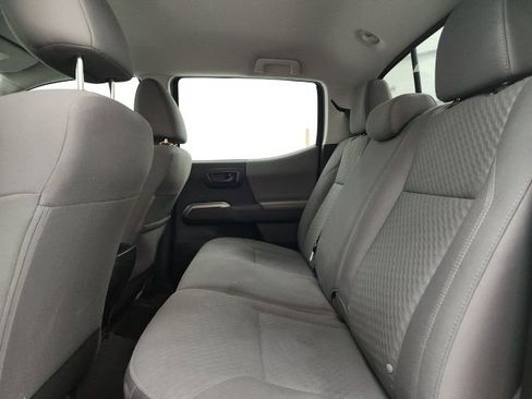 Used 2023 Toyota Tacoma SR5 w/ Technology Package image 10