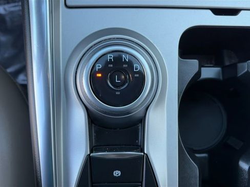 Used 2023 Ford Explorer XLT w/ Equipment Group 202A image 32