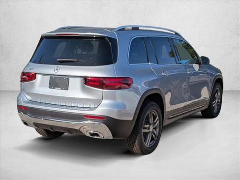 Certified 2026 Mercedes-Benz GLB 250 image 2
