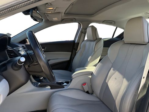 Used 2022 Acura ILX w/ Premium Package image 9