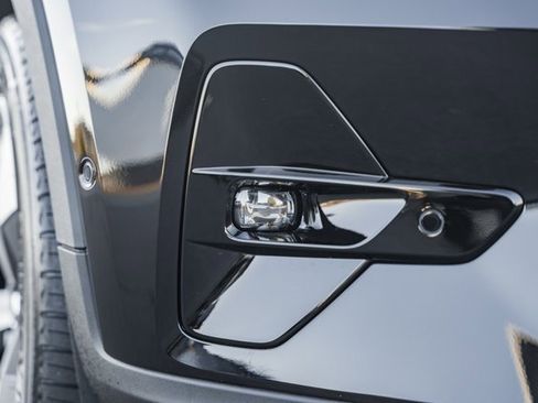 New 2026 Volvo XC40 B5 Plus w/ Protection Package Premier image 14