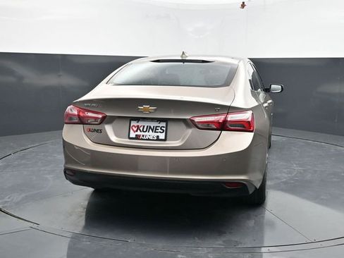 Used 2024 Chevrolet Malibu LT FWD image 8