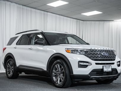 Certified 2021 Ford Explorer XLT w/ Equipment Group 202A