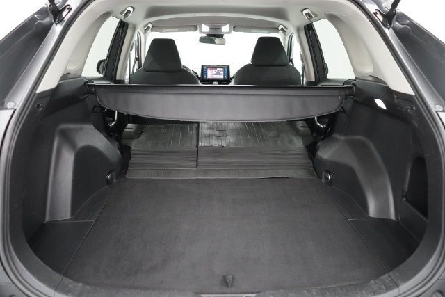 Used 2022 Toyota RAV4 LE AWD/4WD image 35