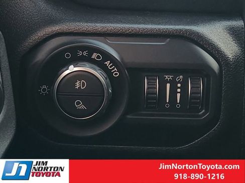 Used 2021 Jeep Gladiator Overland w/ Popular Equipment Package image 23