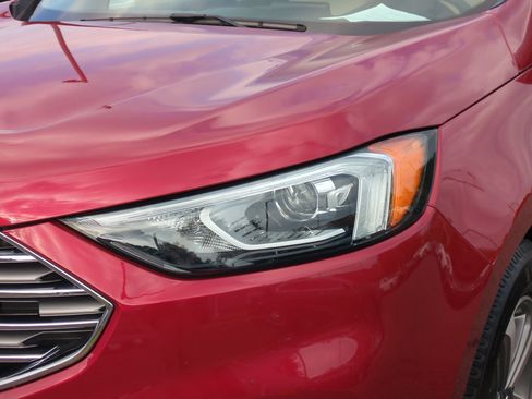 Used 2021 Ford Edge SEL w/ Convenience Package AWD/4WD image 9