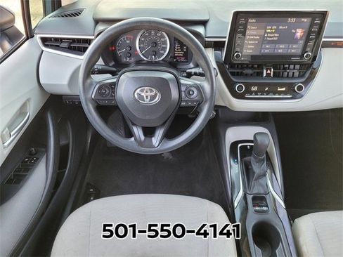 Used 2021 Toyota Corolla LE image 11