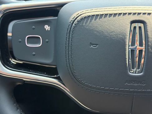 New 2026 Lincoln Nautilus Premier w/ Jet Appearance Package AWD/4WD image 28