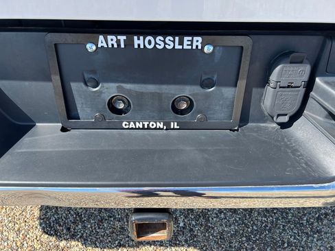 Used 2019 RAM 1500 Laramie AWD/4WD image 23