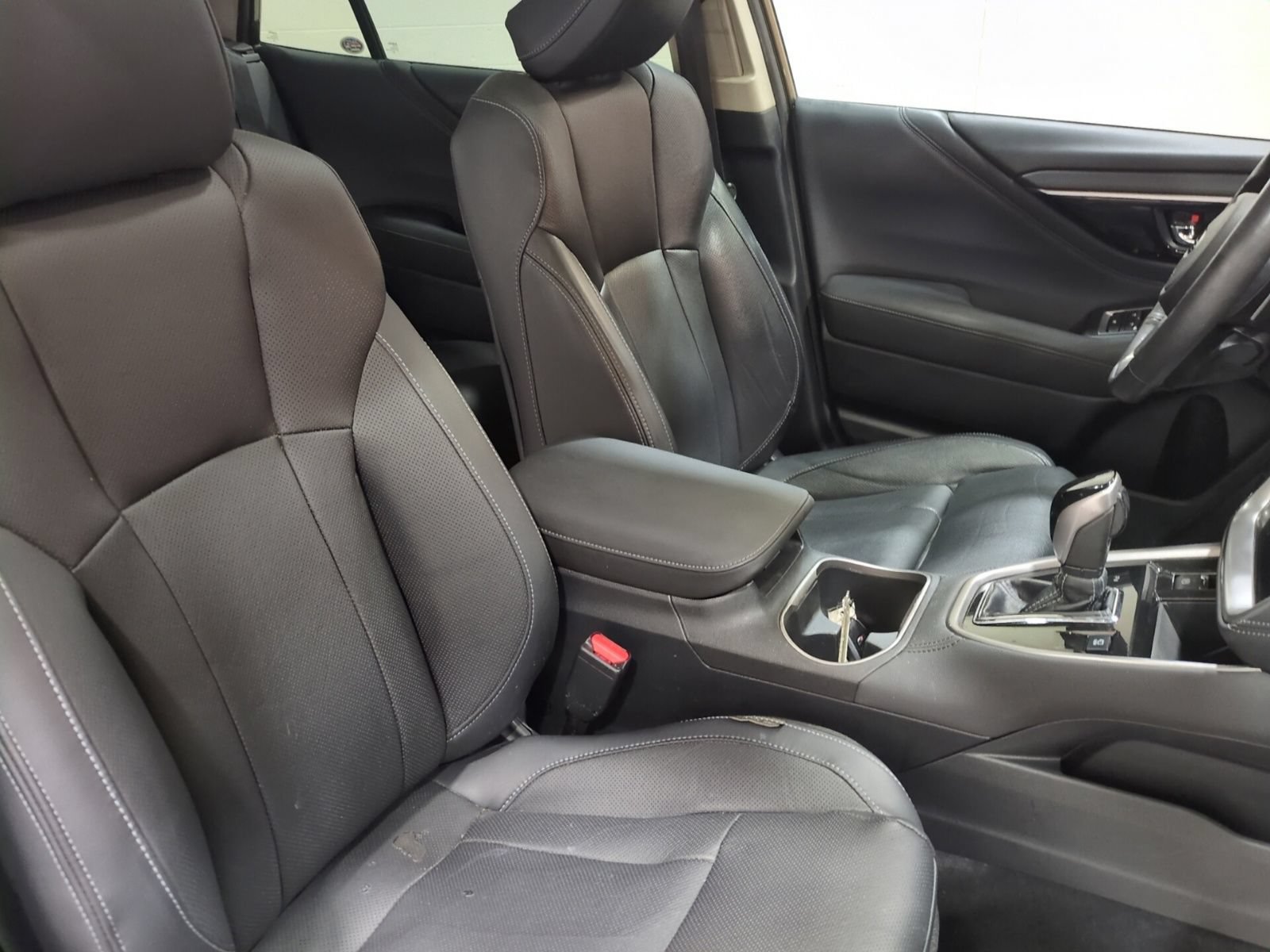 Certified 2023 Subaru Outback Touring AWD/4WD image 10