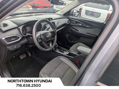 Used 2022 Chevrolet TrailBlazer LT image 10