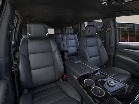 New 2026 Cadillac Escalade Platinum Sport AWD/4WD image 16