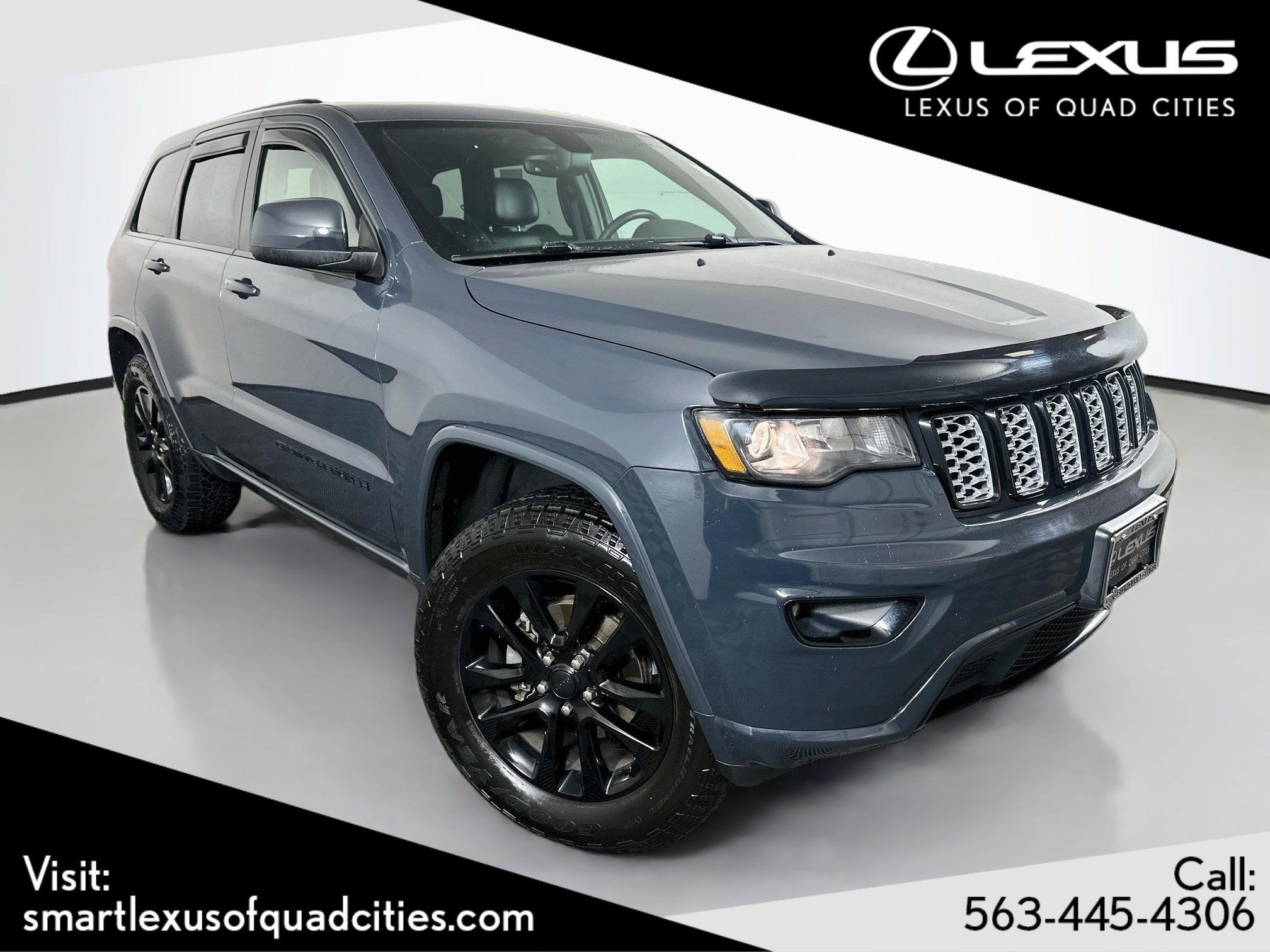 Used 2017 Jeep Grand Cherokee Altitude AWD/4WD image 1