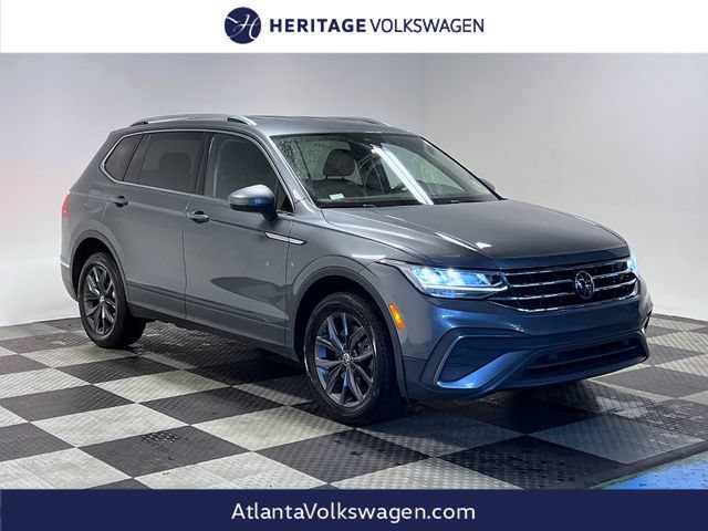 Certified 2023 Volkswagen Tiguan SE FWD image 1
