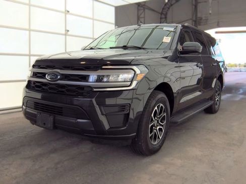 Used 2024 Ford Expedition Max XLT AWD/4WD image 1