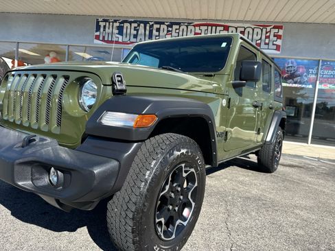 Used 2021 Jeep Wrangler Unlimited Sport S image 4