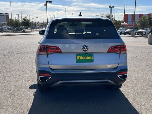 Used 2023 Volkswagen Taos SE image 7