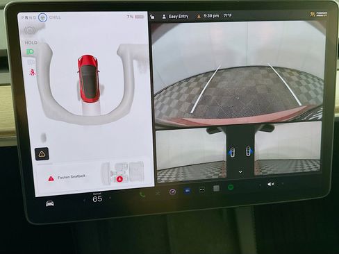 Used 2023 Tesla Model 3 Standard Range image 21