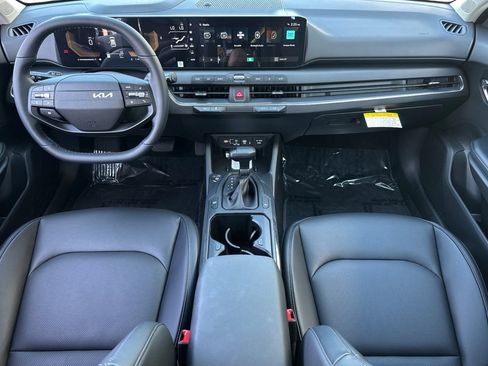 New 2026 Kia K4 EX FWD image 10
