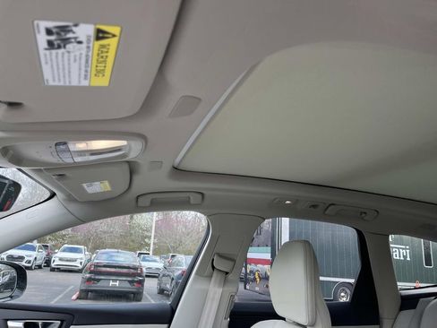 Used 2025 Volvo XC60 T8 Plus w/ Protection Package Premier image 29