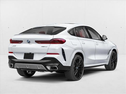 New 2026 BMW X6 M60i w/ Executive Package image 2