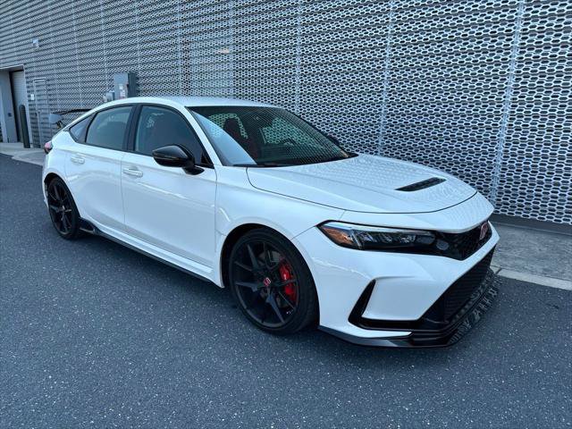 Used 2026 Honda Civic Type R image 1