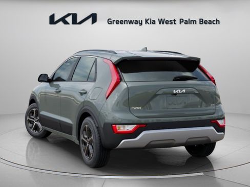 New 2026 Kia Niro EX FWD image 5