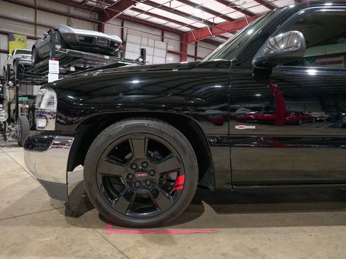 Used 2002 GMC Sierra 1500 SLE RWD image 3