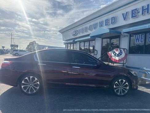 Used 2015 Honda Accord Sport image 5