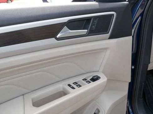 Certified 2022 Volkswagen Atlas SE AWD/4WD image 16