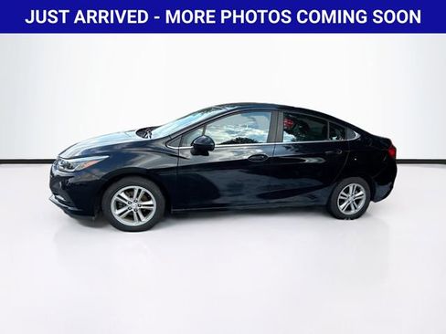 Used 2016 Chevrolet Cruze LT w/ Convenience Package image 4