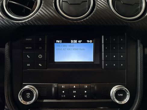 Used 2019 Ford Mustang Coupe image 17