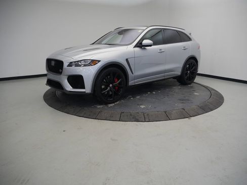 Used 2019 Jaguar F-PACE SVR image 1