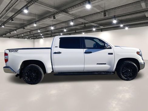 Used 2021 Toyota Tundra SR5 w/ SR5 Leather Package image 17