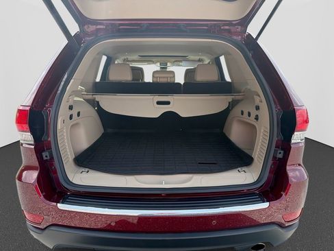 Used 2021 Jeep Grand Cherokee Limited image 36