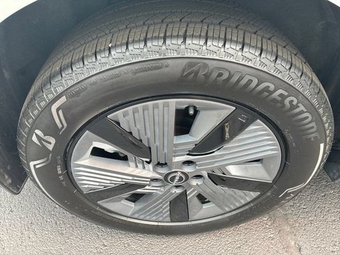 Certified 2025 Nissan Murano SL AWD/4WD image 10