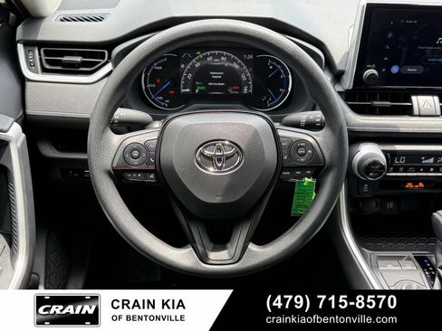 Used 2025 Toyota RAV4 LE AWD/4WD image 13